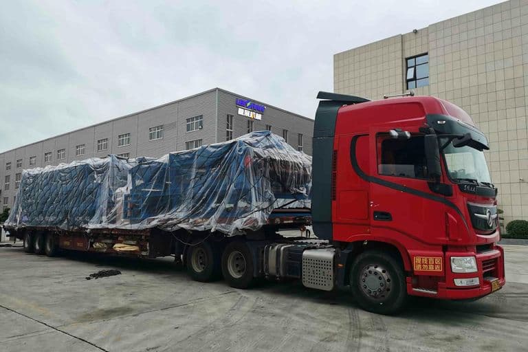 BMW gyárban tesztelik a DHL–Scania elektromos kamiont